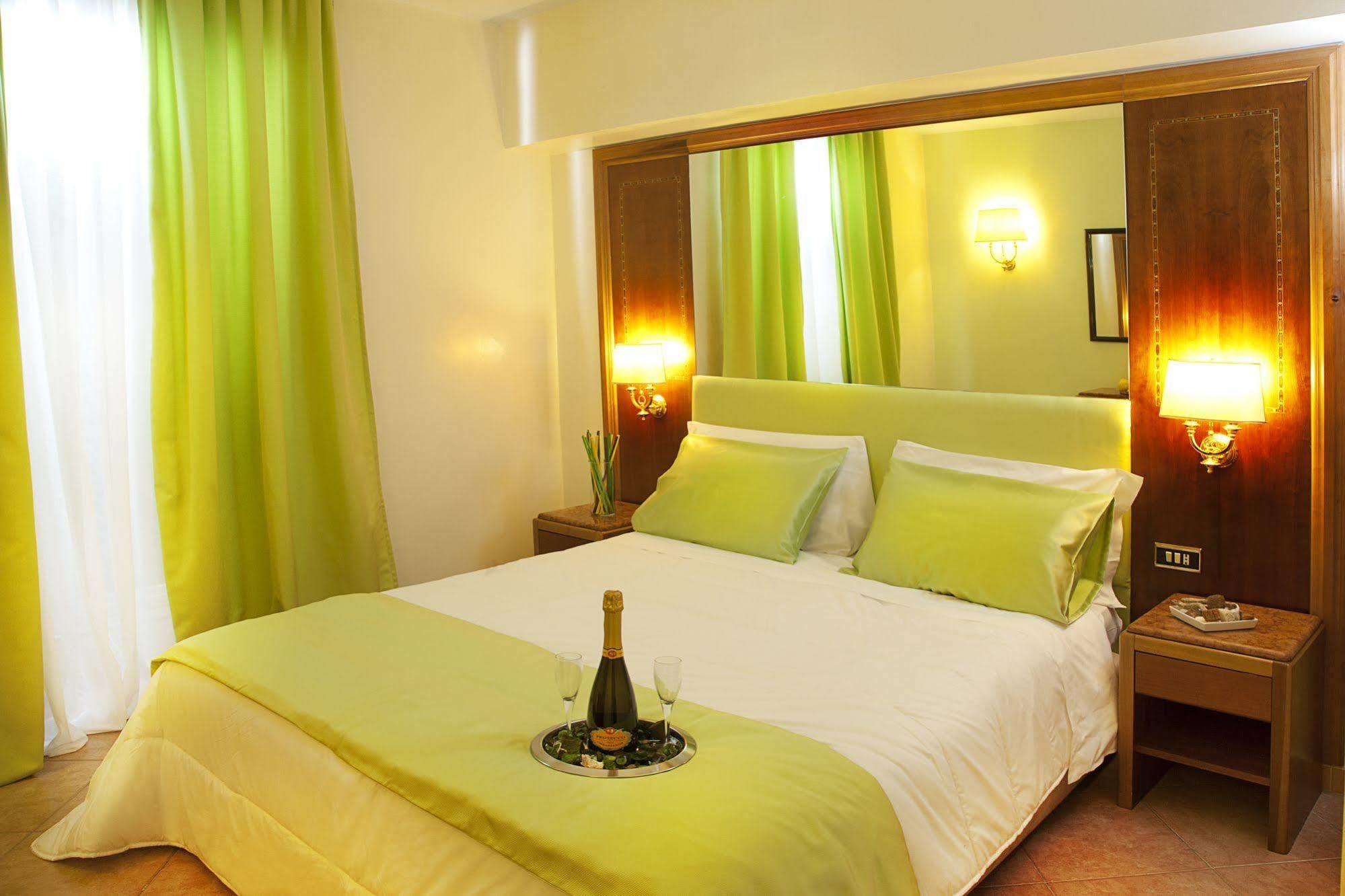 Hotel Max Rome Exterior photo